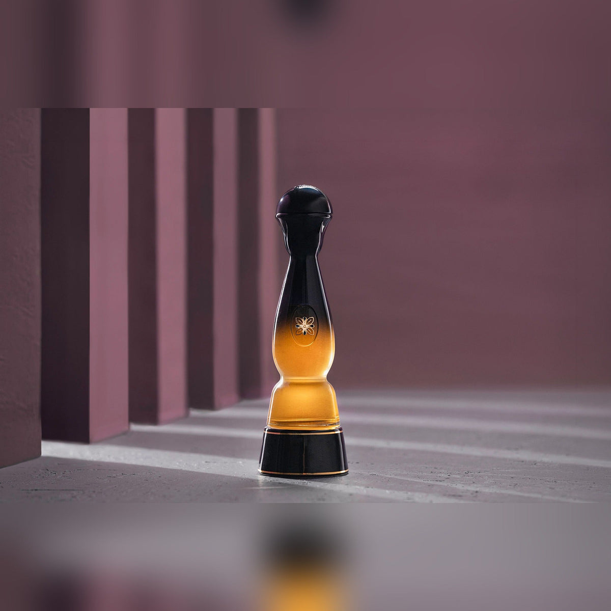 Clase Azul Gold Tequila - official Clase Azul photo
